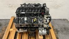 Load image into Gallery viewer, LM7 5.3 Engine Complete Pullout WARRANTY LS1 Accessorys LS6 Intake FREE SHIPPING