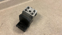 Load image into Gallery viewer, 99 02 Firebird Trans AM Camaro SS 4 Channel ABS Brake Pump Module GM 10423623