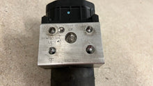 Load image into Gallery viewer, 99 02 Firebird Trans AM Camaro SS ABS Brake Pump Module GM LS1 10423621 98K