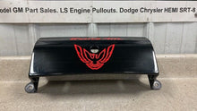 Load image into Gallery viewer, 93 02 Pontiac Firebird Trans AM Rear Tail Light Center Filler Panel 16516876 GM