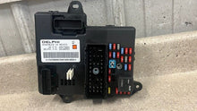 Load image into Gallery viewer, 2008 2013 Corvette C6 Z06 BCM Body Control Module Assembly GM 25879086 36K Fob