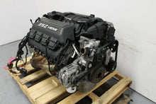 Load image into Gallery viewer, Dodge 6.4L 392 Hemi SRT8 Engine & 5 Speed Automatic Pullout 470HP 59k MILES!
