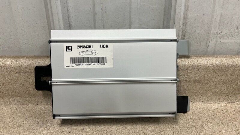 2010 2015 Chevrolet Camaro ZL1 SS Amplifier OEM AMP SUB Factory GM 20984301