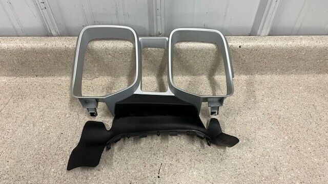 2010 2015 Camaro SS ZL1 Gauge Cluster Bezel Trim OEM Speedometer GM 22799700