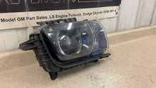 Load image into Gallery viewer, 10 13 Chevrolet Camaro SS Passenger Headlight Xenon GM 20981022 RH Right Lamp
