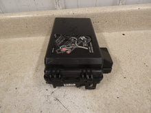 Load image into Gallery viewer, 2009 2013 Corvette C6 Engine Under Hood Fuse Box Block OEM GM 22739140 Z06 62K
