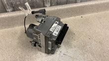 Load image into Gallery viewer, 1999 2000 C5 Corvette OEM ABS ANTI LOCK BRAKE PUMP MODULE 09360921 GM 57K MILES!
