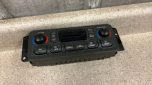 Load image into Gallery viewer, 1997 2004 Corvette Z06 C5 Climate HVAC Control Switches AC Heat GM 09380441 OEM
