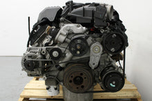 Load image into Gallery viewer, Dodge 6.4L 392 Hemi SRT8 Engine &amp; 5 Speed Automatic Pullout 470HP 96k MILES!
