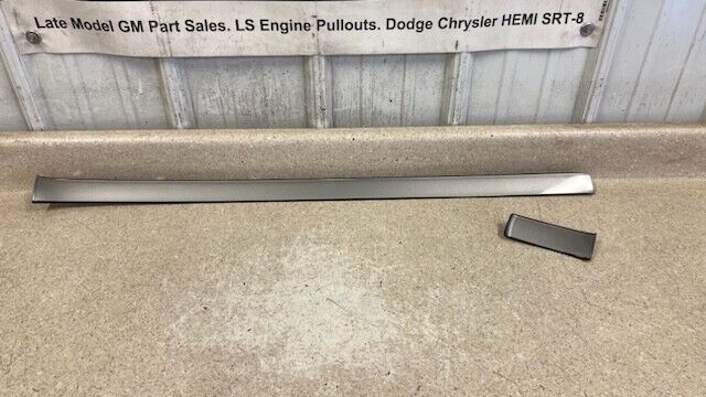 10 15 Chevy Camaro SS Gray Glossy Dash Trim 2 Pieces OEM GM 92245216 92240104