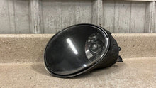 Load image into Gallery viewer, 04 05 06 Pontiac GTO Factory Driver Fog Light Lamp Assembly OEM GM 92119489
