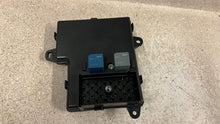 Load image into Gallery viewer, 2006 2007 Corvette C6 Z06 BCM Body Control Module Assembly GM 15850986 78K Fob
