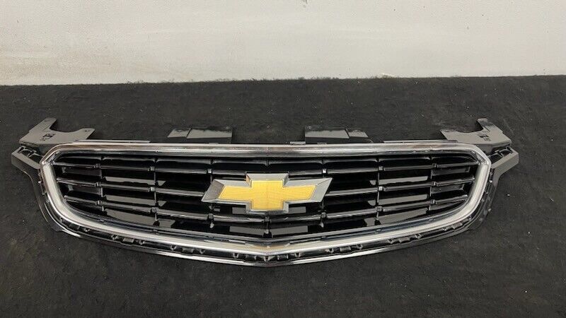 2014 2015 Chevrolet SS Sedan Caprice Front Bumper Grille Factory GM 92258412 OEM