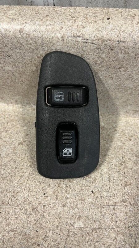 93 02 Chevrolet Camaro SS Passenger Power Window Switch Right OEM RH Factory