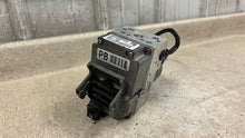 Load image into Gallery viewer, 2003 2004 C5 Corvette OEM ABS ANTI LOCK BRAKE PUMP MODULE PB Code 10331728

