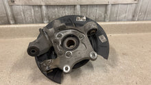 Load image into Gallery viewer, 10 15 Camaro SS RH Passenger Side Rear Spindle GM Knuckle Hub Right 92239046 35K
