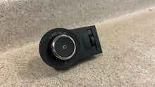 Load image into Gallery viewer, 10 15 Chevrolet Camaro SS Headlight Switch Assembly OEM GM Dimmer Black 92218815
