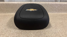 Load image into Gallery viewer, 12 15 Chevrolet Camaro SS Left Side Driver Wheel OEM GM Bag 22943125 NICE! 32K
