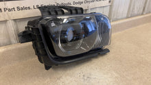 Load image into Gallery viewer, 10 15 Camaro SS Passenger Headlight Xenon HID Right OEM GM 20981022 RH 32K
