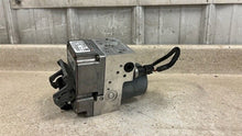 Load image into Gallery viewer, 2003 2004 C5 Corvette OEM ABS ANTI LOCK BRAKE PUMP MODULE PB Code 10331728
