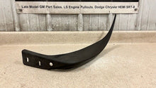 Load image into Gallery viewer, 10 13 Corvette C6 Z06 Driver Rear Quarter Panel Molding AKM49087 GM Splash Guard

