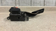 Load image into Gallery viewer, 97 04 Corvette C5 Gas Throttle Pedal Assembly Accelerator GM OEM Drive By Wire
