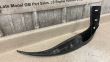 Load image into Gallery viewer, 06 13 Corvette C6 Z06 Driver Rear Quarter Panel Molding AKM49087 GM Splash Guard
