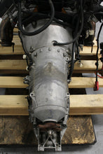 Load image into Gallery viewer, Dodge 6.4L 392 Hemi SRT8 Engine &amp; 5 Speed Automatic Pullout 470HP 96k MILES!
