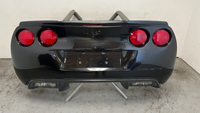 05 13 Chevrolet Corvette C6 Z06 Grand Sport Rear Bumper Cover Assembly GM 77K