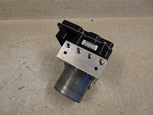 Load image into Gallery viewer, 10 13 Corvette C6 Anti Lock Brake Pump ABS Module GM OEM Brakes 20918428 55K
