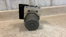 Load image into Gallery viewer, 12 15 Chevrolet Camaro SS ZL1 ABS Anti Lock Brake Pump Module GM 22914250
