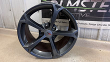 Load image into Gallery viewer, 10 13 Chevrolet C6 Corvette Factory 18&#39;&#39; Front Wheel 18x9.5 Speedline 9597860 GM
