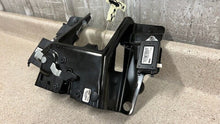 Load image into Gallery viewer, 05 13 Corvette C6 Z06 Convertible Rear Trunk Hatch Lid Latch Release GM 25821796
