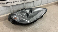 Load image into Gallery viewer, 05 08 C6 Corvette Z06 Passenger Headlight Assembly GM 25867780 Silver Right 21K
