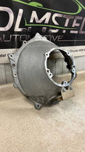 Load image into Gallery viewer, 97 13 C5 C6 CORVETTE AUTOMATIC TRANSMISSION BELL HOUSING GM 12551118
