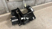 Load image into Gallery viewer, 05 13 Corvette C6 Z06 Convertible Rear Trunk Hatch Lid Latch Release GM 25821796
