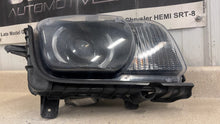 Load image into Gallery viewer, 10 13 Chevrolet Camaro SS Passenger Headlight Xenon GM 20981022 RH Right Lamp
