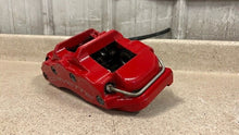 Load image into Gallery viewer, 05 13 Corvette C6 Z06 Front Brake Calipers 6 Piston Set Brakes OEM 5K NICE!
