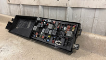 Load image into Gallery viewer, 12 15 Camaro SS Engine Under Hood Fuse Box Block Assembly OEM GM 22760635 39K
