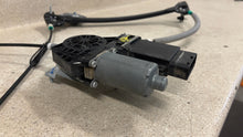 Load image into Gallery viewer, 05 13 Corvette C6 Z06 Front Driver Window Regulator Motor GM 25815795 Left OEM
