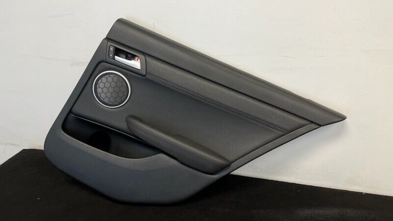 08 09 Pontiac G8 GT Rear Passenger Interior Door Panel Black GM Right 92204587