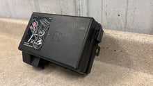 Load image into Gallery viewer, 09 13 Corvette C6 Engine Fuse Junction Box Block OEM GM 22739140 Z06 ZR1
