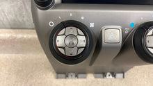 Load image into Gallery viewer, 14 15 Camaro SS ZL1 Navigation Stereo Radio Receiver GM 23178062 Display NICE
