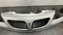 Load image into Gallery viewer, 04 05 06 Pontiac GTO Factory Front Bumper Cover Assembly Silver GM OEM Crack
