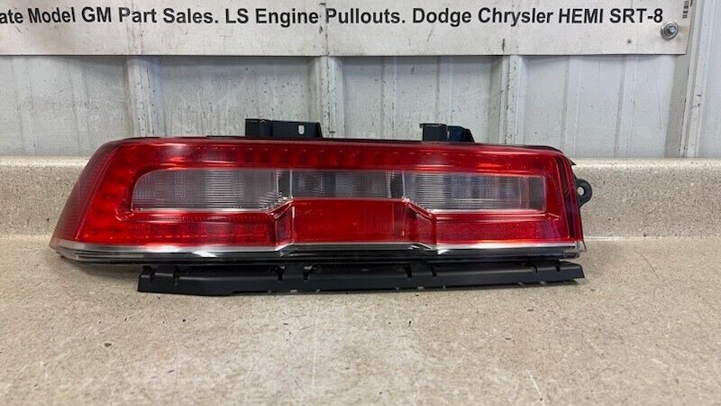 2014 2015 Chevrolet Camaro SS Driver Left Tail Light OEM GM 23256982 LH 53K