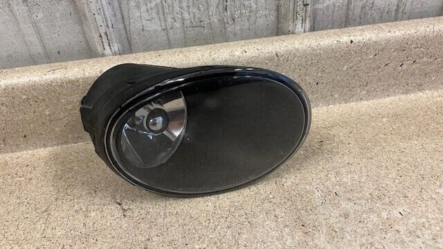 04 05 06 Pontiac GTO Factory Passenger Fog Light Lamp Assembly OEM GM 92119490