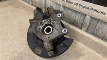 Load image into Gallery viewer, 10 15 Camaro SS LH Driver Side Rear Spindle Assembly GM Knuckle Hub Left LH 35K
