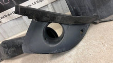 Load image into Gallery viewer, 06 13 Corvette C6 Z06 Passenger Front Wheelhouse Liner Duct GM 21K 15834374 RH
