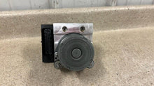 Load image into Gallery viewer, 12 15 Chevrolet Camaro SS ZL1 ABS Anti Lock Brake Pump Module GM 22914251 46k
