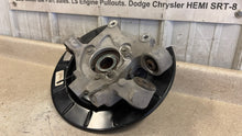 Load image into Gallery viewer, 10 15 Camaro SS RH Passenger Side Rear Spindle GM Knuckle Hub Right 92239046 26K
